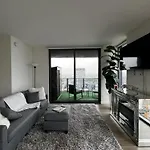 Luxurious Apartment In The Heart Of Miami