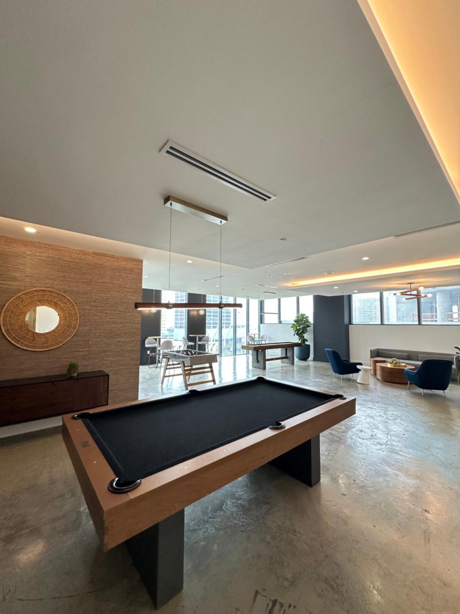 Luxurious In The Heart Of * Miami